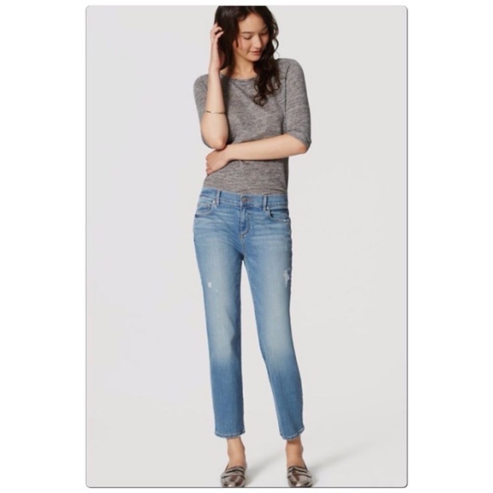 LOFT Light Wash Relaxed Straight Cropped Jean
